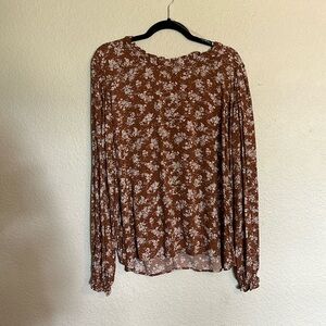 Lightweight Mock Neck Blouse